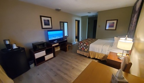 Suite, 1 Queen Bed, Non Smoking, Hot Tub