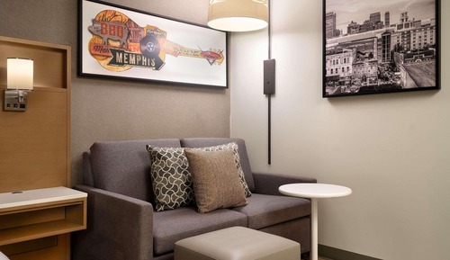 Studio Suite, 1 King Bed with Sofa bed, Non Smoking