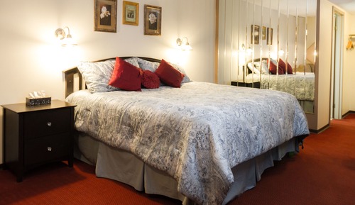 Classic Room, King Bed