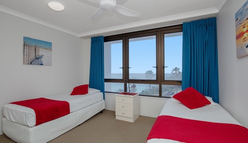 2 Bedroom Ocean View Apartment