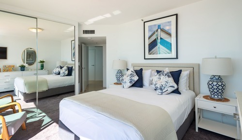 Sub-Penthouse, 3 Bedrooms, Balcony, Oceanfront