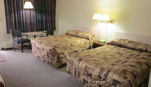 Economy Double Room, 2 Queen Beds, Smoking