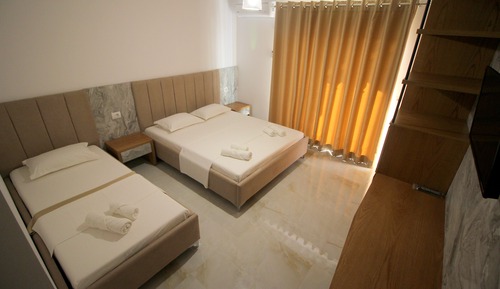 Deluxe Triple Room, Balcony