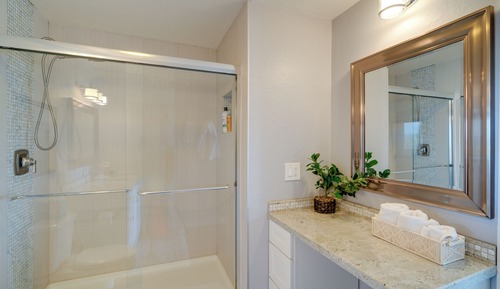 Apartment (3 Bedrooms)