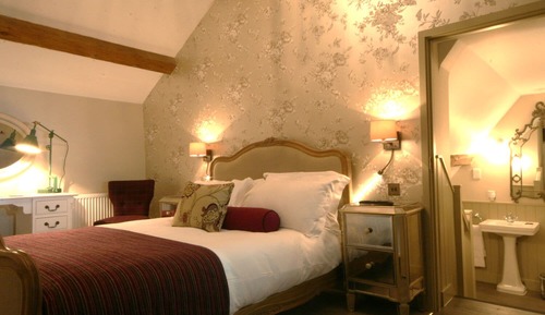 Superior Double Room, Ensuite, Courtyard View (1st Floor)