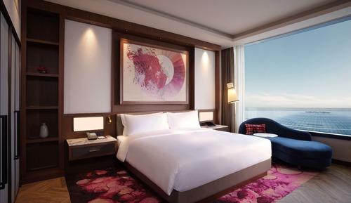 [Splash Bay PKG] Sun Tower Sun Suite + Splash Bay Ticket, 4 guests included (Usage: CI 14-20 / CO 8-