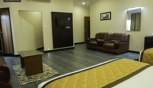 Luxury Studio Suite