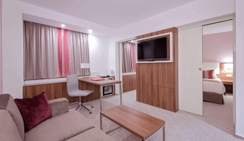 Suite, 1 King Bed, Non Smoking