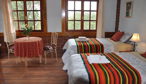 Family Room, 3 Bedrooms, Mountain View