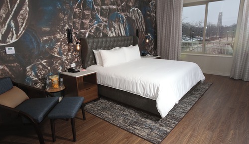 Standard Room, 1 King Bed