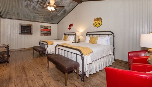 Cottage, Vineyard View (Route 66)