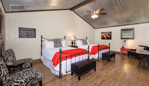 Cottage (Wild Mustang)