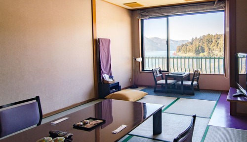 Japanese-Style Room with Lake View (20sqm)