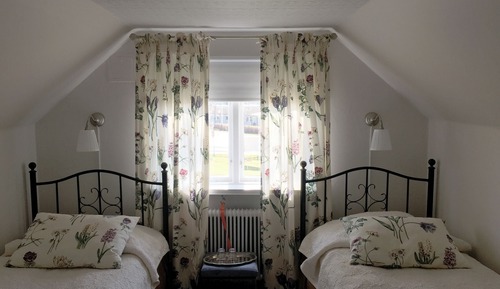 Basic Double Room, 2 Twin Beds