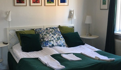 Double Room (Pets Allowed)