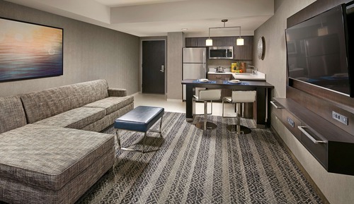 Studio Suite, 1 King Bed, Non Smoking (Essential)