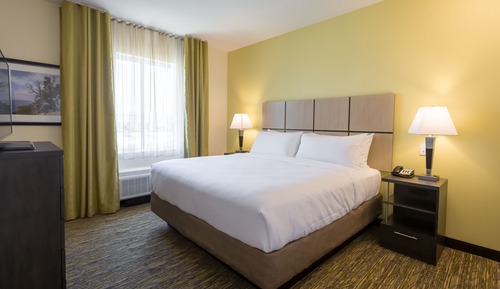 Suite, 1 Bedroom, Accessible (1 Kng, Hearing)
