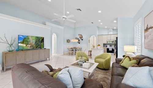 Luxury House, 3 Bedrooms, Pool View, Poolside