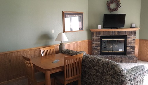 Classic Condo, 1 Bedroom, Lake View