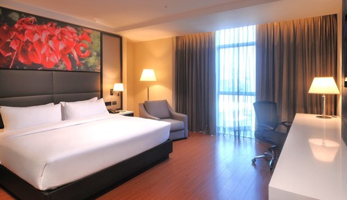 Junior Suite, 1 King Bed, Non Smoking