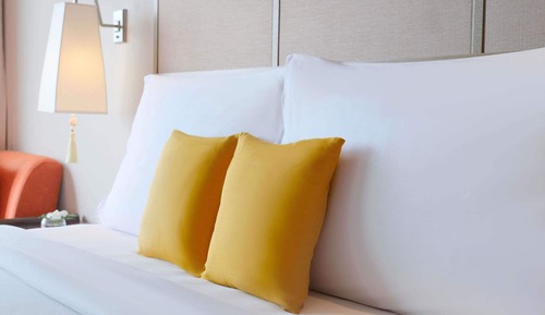 Classic Twin Room, 2 Twin Beds, Pool View