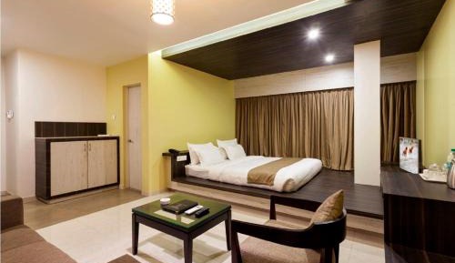 Executive Suite Room 