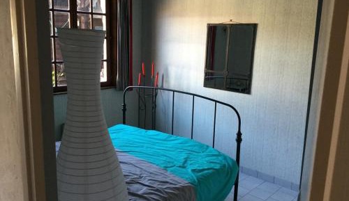 Bungalow with Garden View