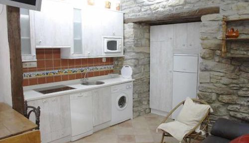 One-Bedroom Apartment (4 Adults)