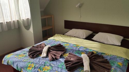 Double or Twin Room with Shared Bathroom