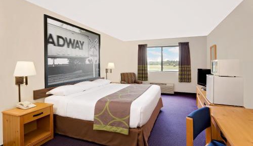 King Room - Non-Smoking