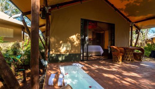 King Room with Spa Bath