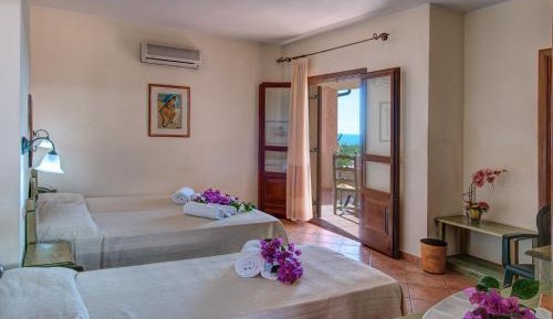 Triple Room with Balcony