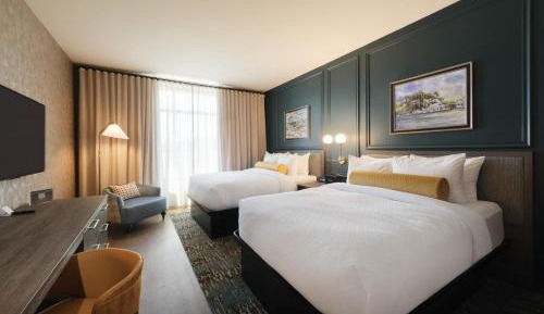Queen Room