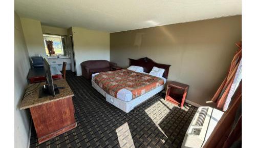 King Bed Non-Smoking