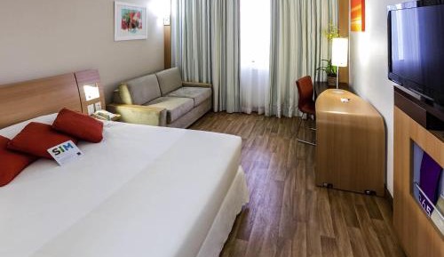 Superior Double Room with Sofa