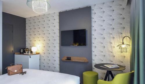 Standard One Double Bed