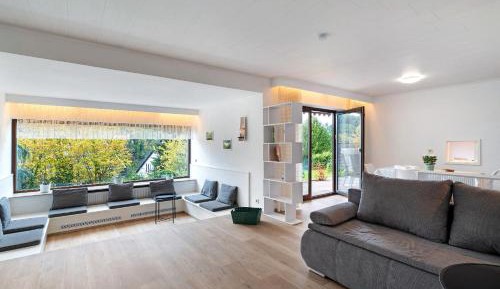 Superior One-Bedroom Apartment