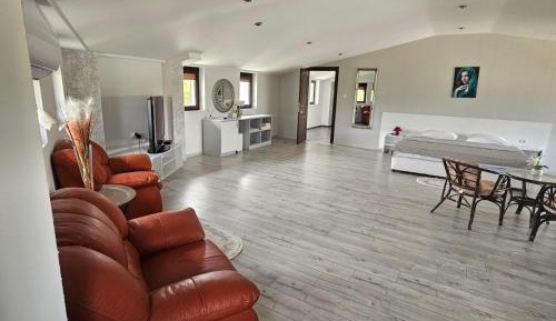 Deluxe Double Room with Bath