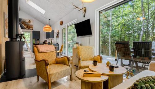 Three-Bedroom Holiday Home 