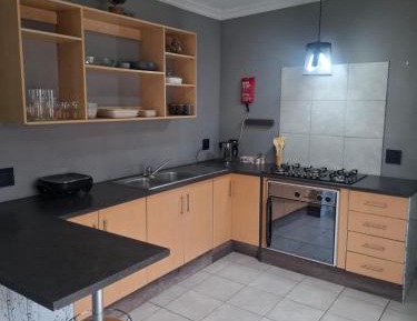 Queen Room with Garden View