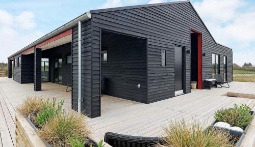 Five-Bedroom Holiday Home