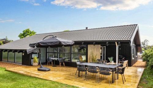 Four-Bedroom Vacation Home