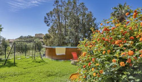 Apartment with Garden View