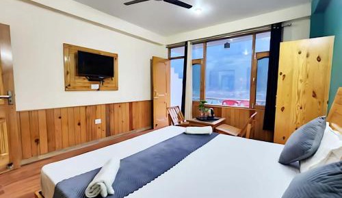 Deluxe Double Room with Balcony