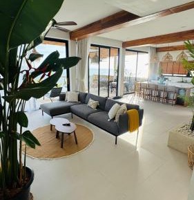 Villa with Sea View