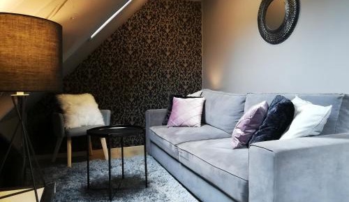 Superior One-Bedroom Apartment