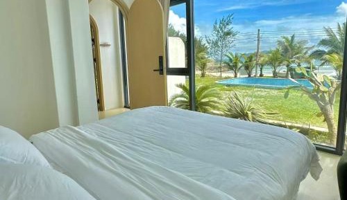 Queen Room with Sea View