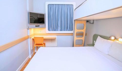 Superior Apartment with Double Bed and Single Bunk Bed