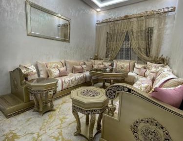 Apartment with Garden View