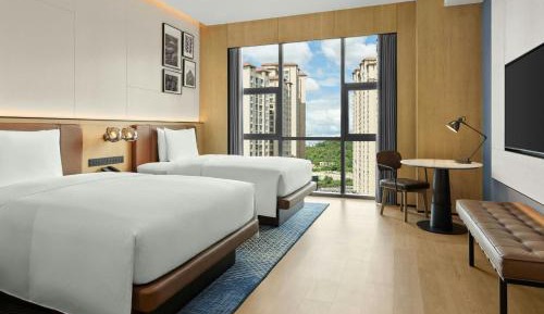 Superior Double Room with Two Double Beds and City View